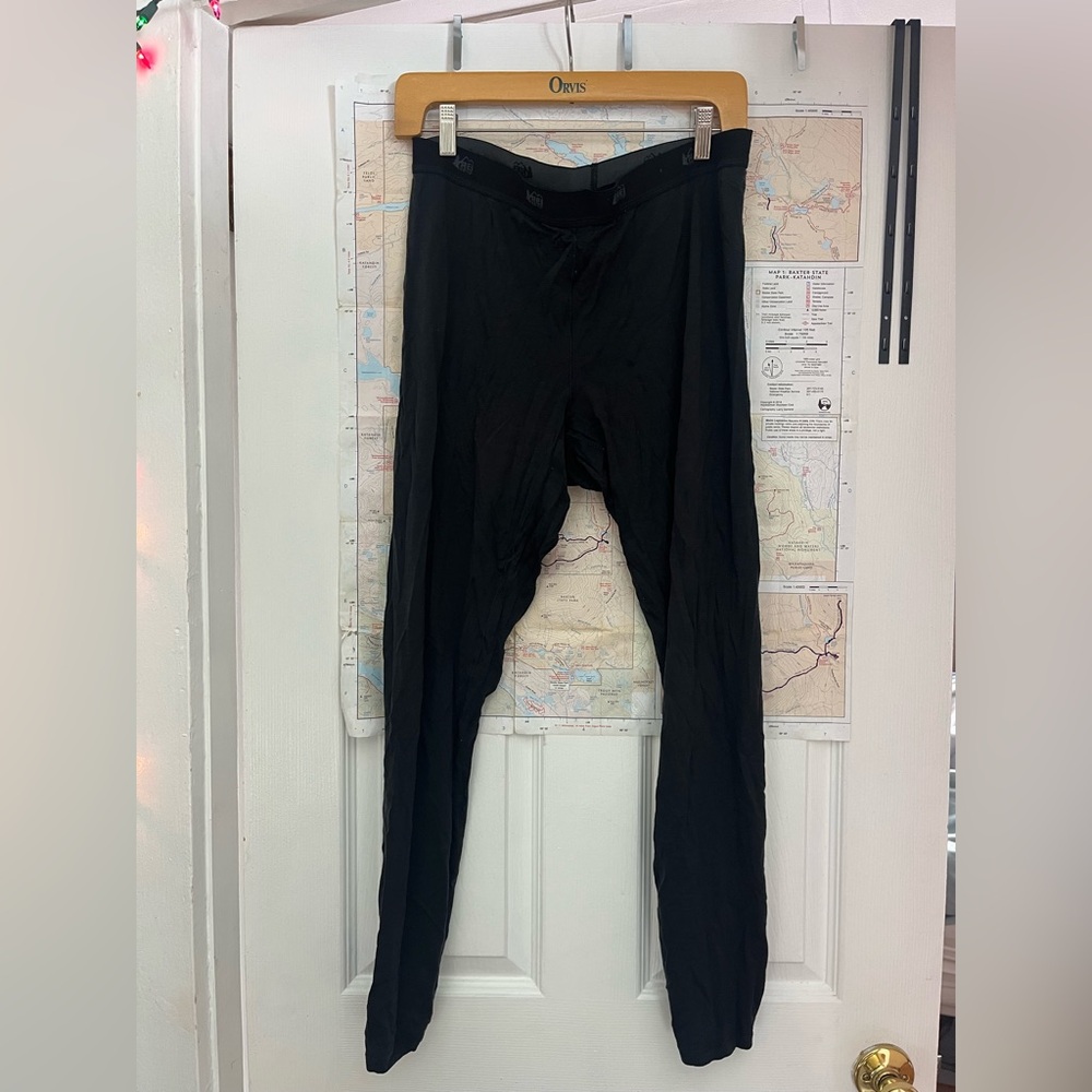 REI - women’s L - black merino midweight base layer tights